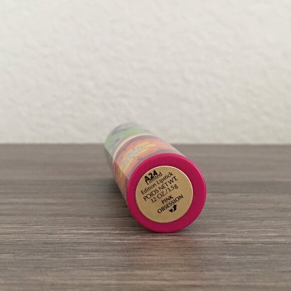 Estee Lauder Lipstick in Pink Obsession - Picture 7 of 7